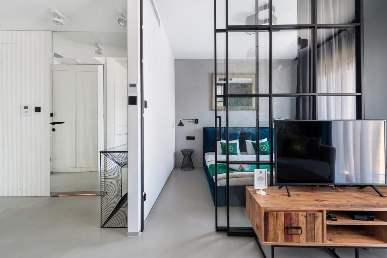 Bed&Bath Luxury Apartments Cracovia Esterno foto